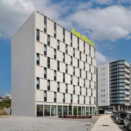Famalicao מלון Vila Nova de Famalicão